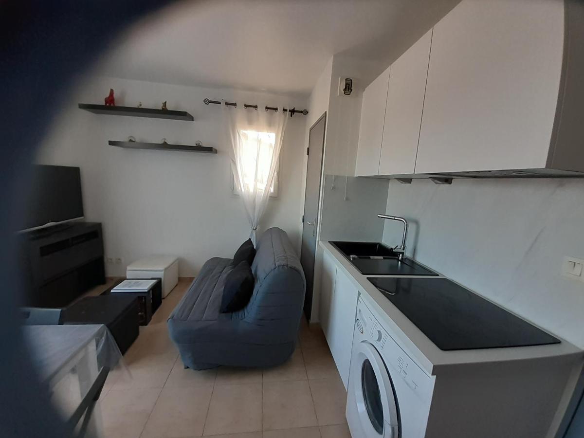 Sous Le Soleil Des Alpilles Lägenhet Mouries Exteriör bild