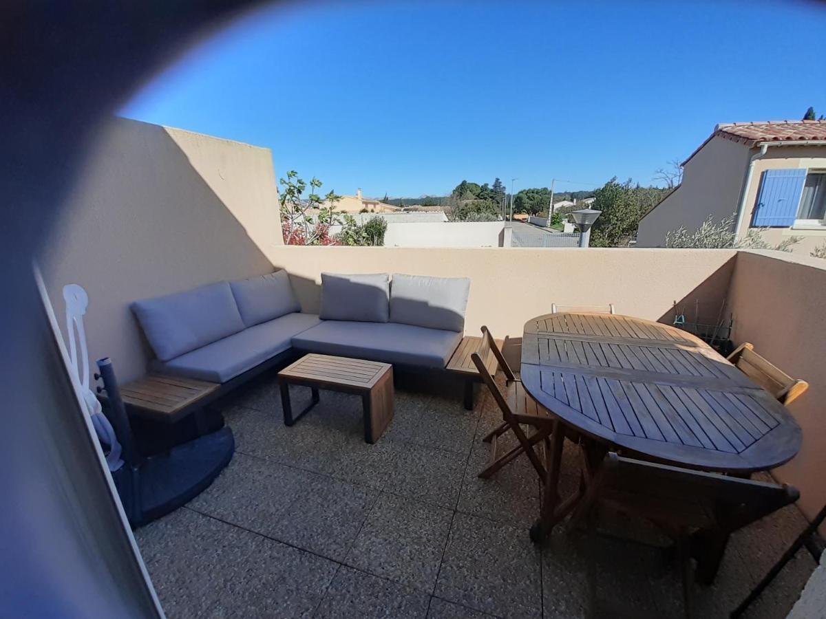 Sous Le Soleil Des Alpilles Lägenhet Mouries Exteriör bild